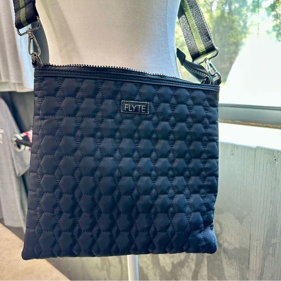FlyteBag - Picture 8 of 8